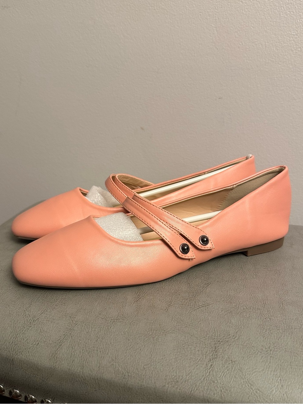 C. Paravano Women’s Coral Mary Jane Flats with Strap NEW 9.5
